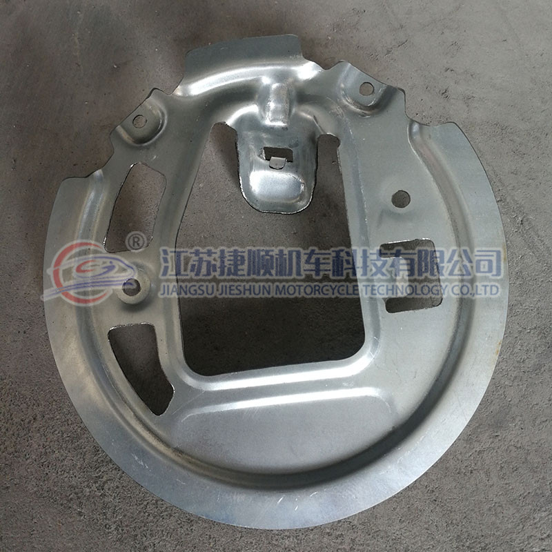 Filler door reinforcement plate